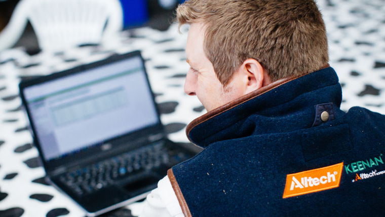 intouch uniform agri